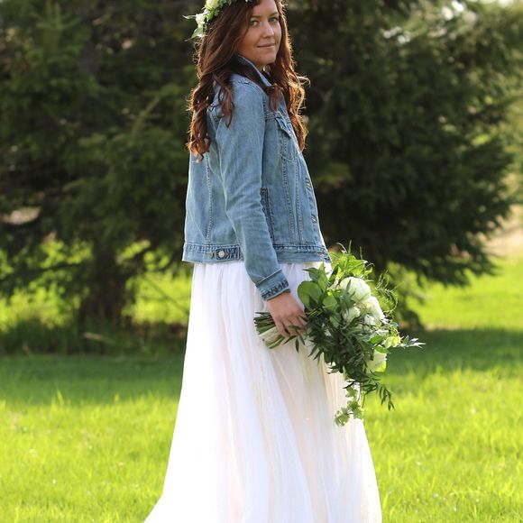 Meet your Posher, Rebecca - Picture 1 of 1